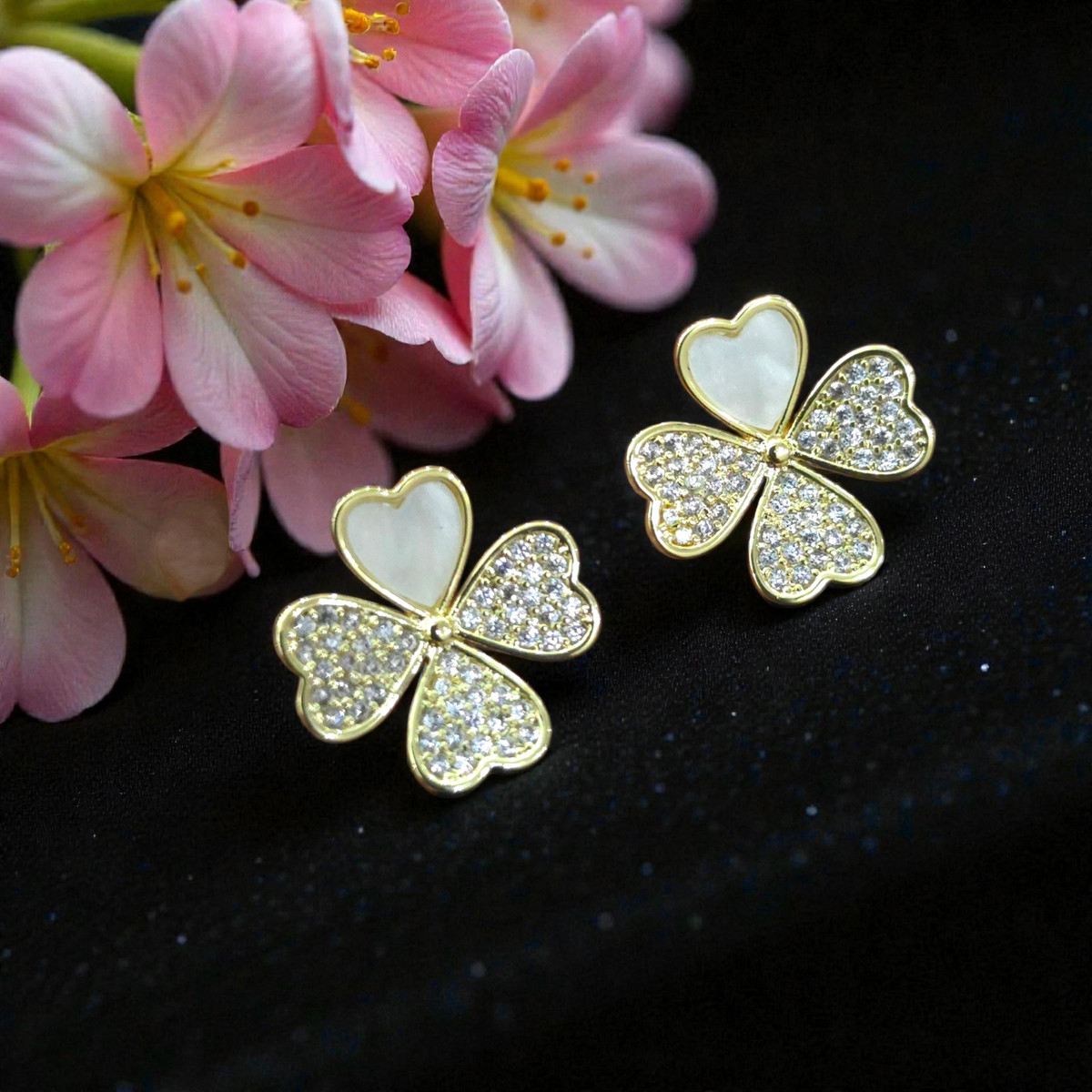 Clover Éclat Studs
