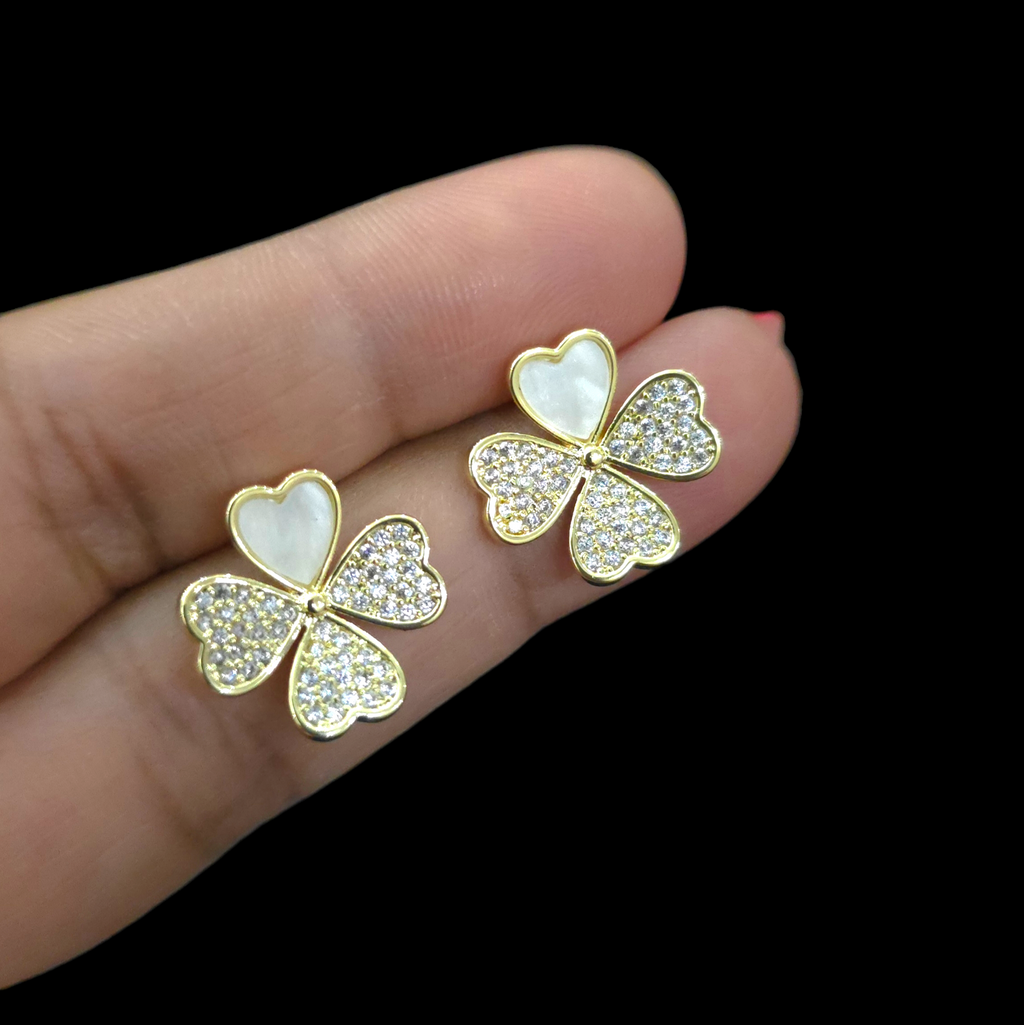 Clover Éclat Studs