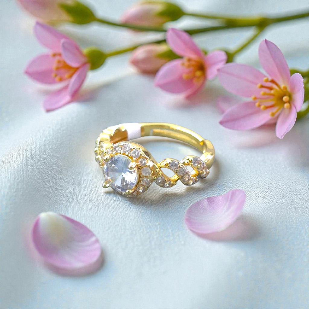 Élan Radiance Ring