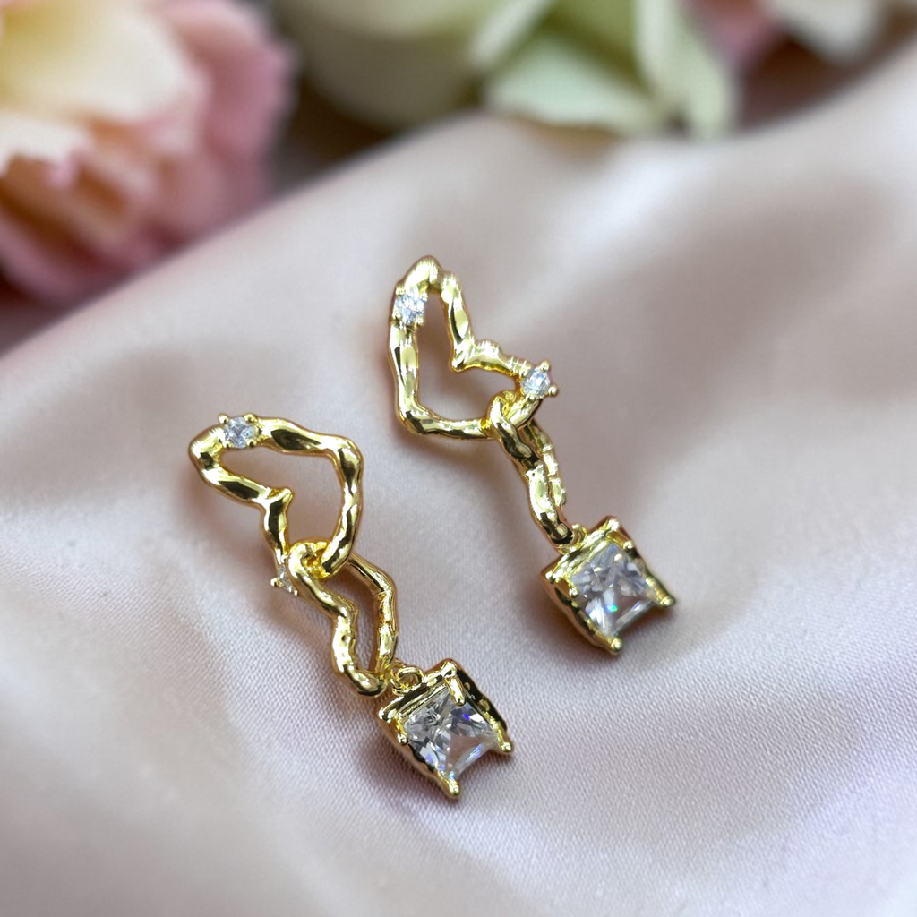 Amara Intertwine Earrings