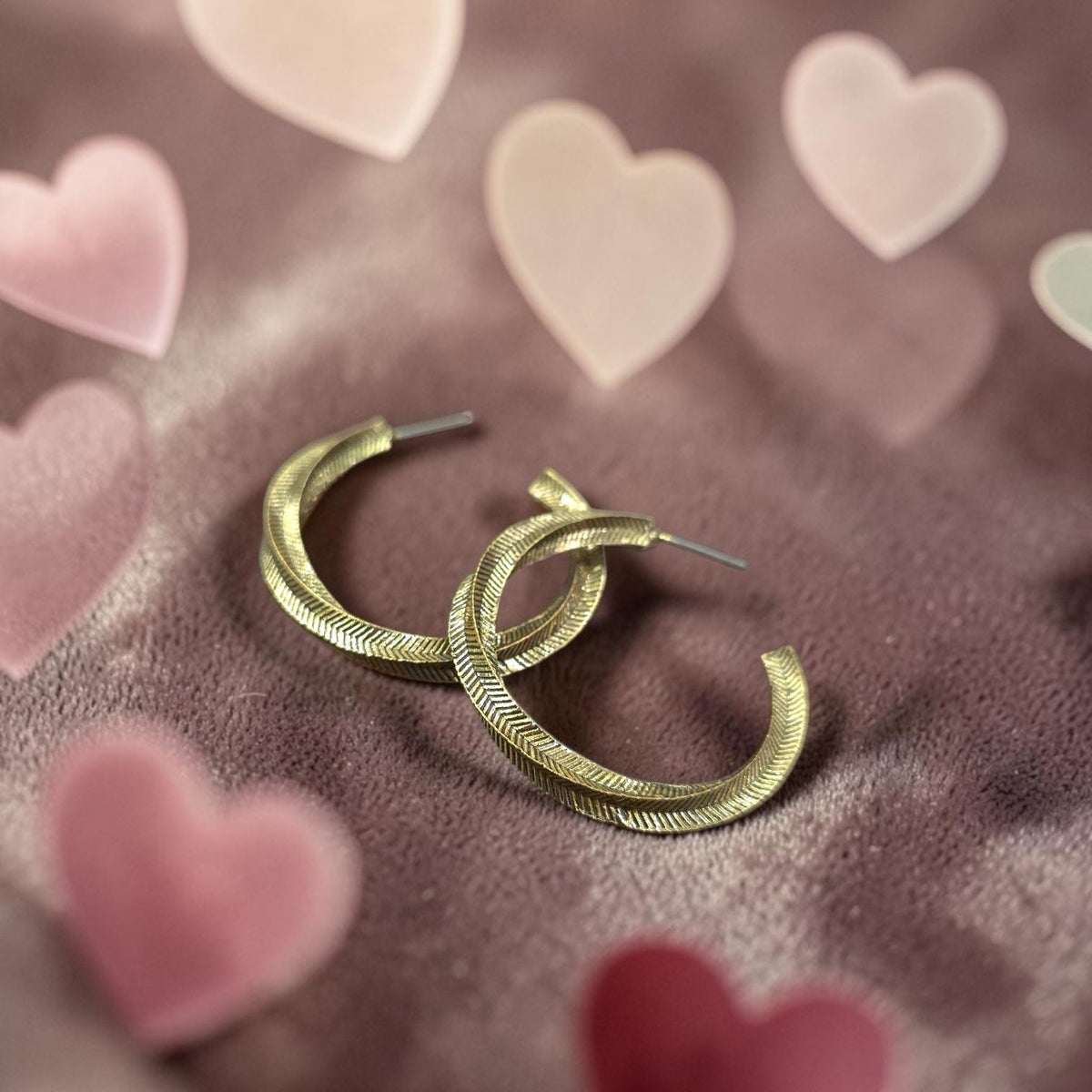 Veyra Twist Hoops
