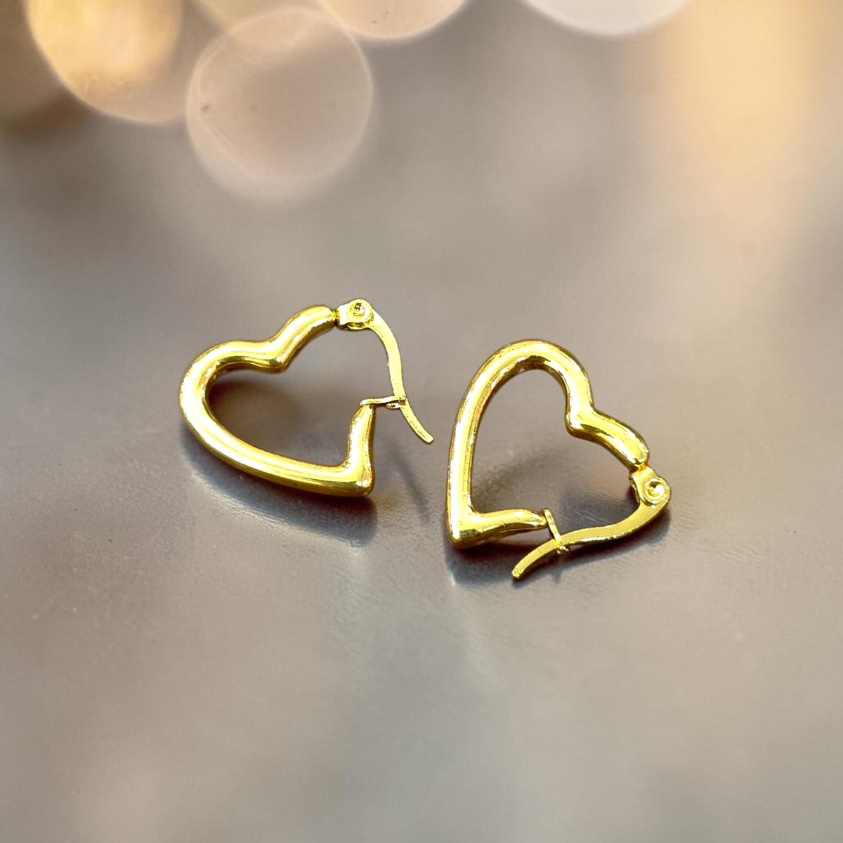 Amorette Heart Hoops