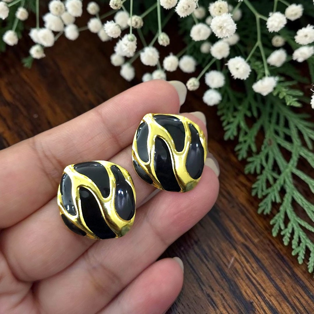 Noir Muse Studs