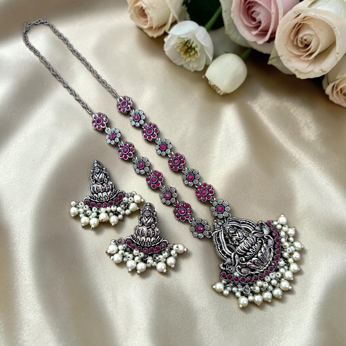 Lakshmi Rasa Necklace Set