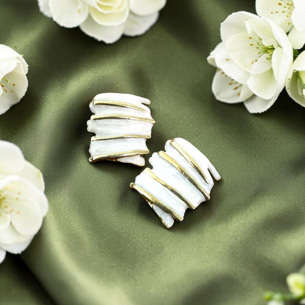 Ivory Ripple Earrings