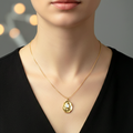 Aurelia Glow Chain