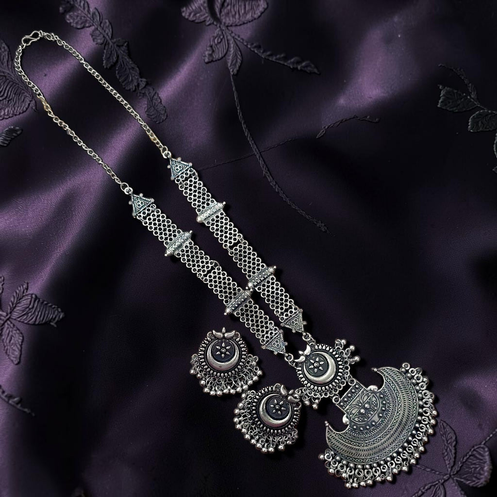 Chandralekha Necklace Set